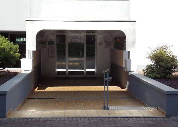 Charming Near The In * بيبيوني