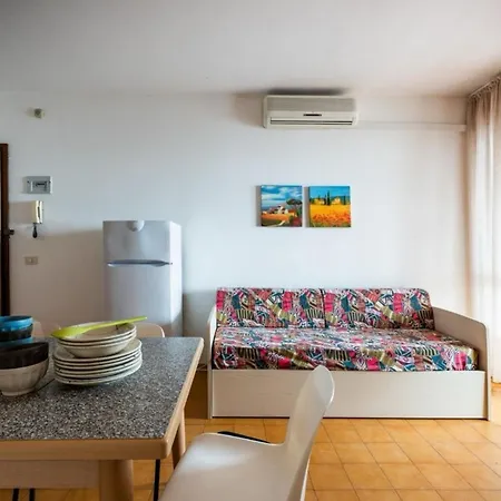 아파트 Charming Near The