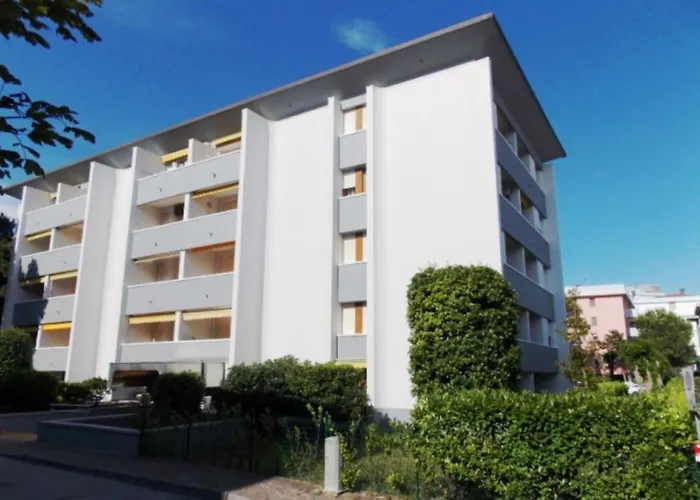 Charming Near The In Appartamento